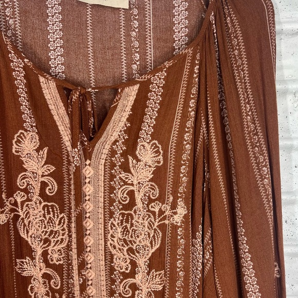 SAVANNA JANE Brown Bohemian Embroidered Peasant Blouse Lightweight Plus size 2X - Picture 6 of 8